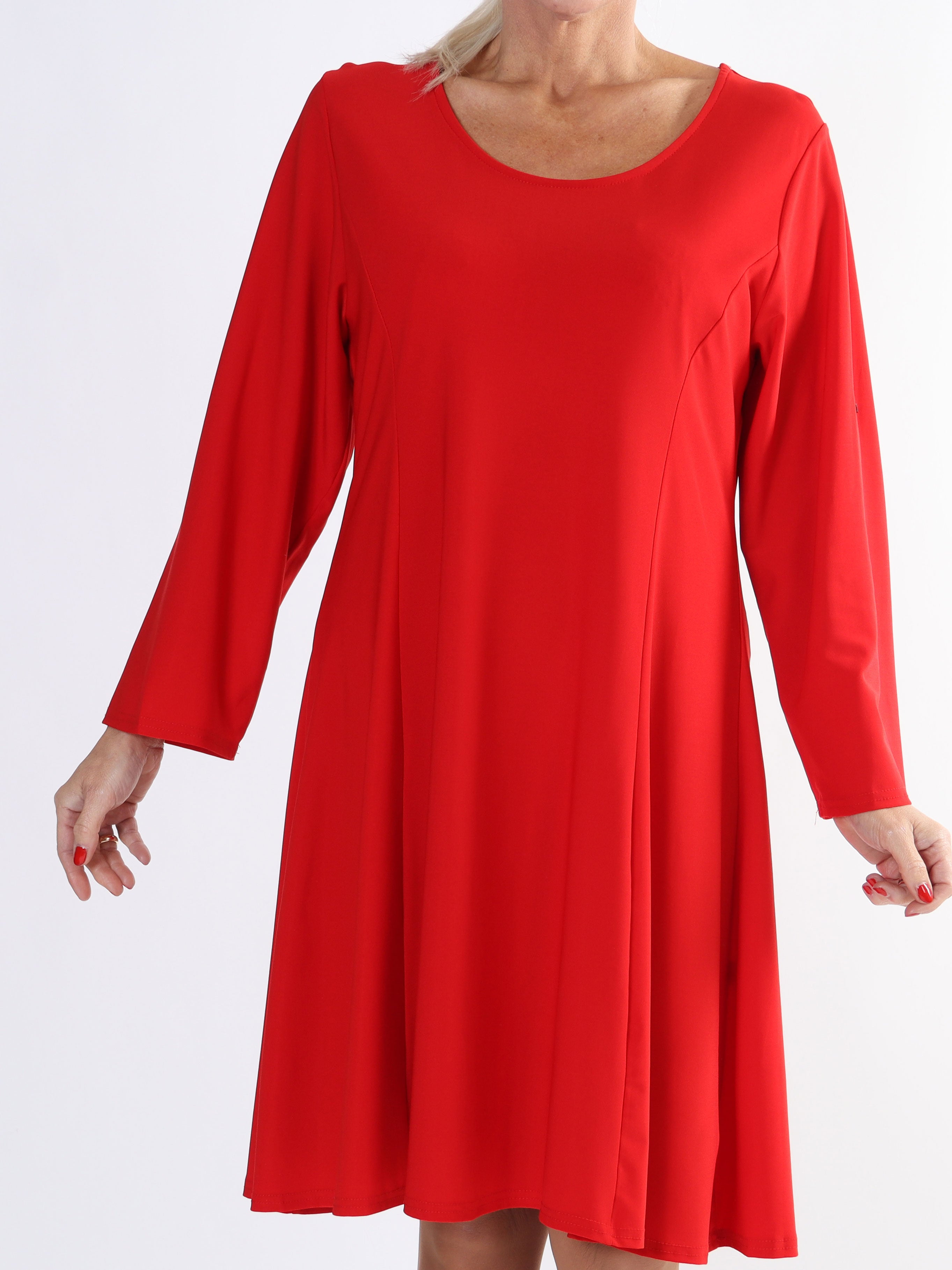 Maj Plain L/S - Elastisk plus size ensfarvet kjole